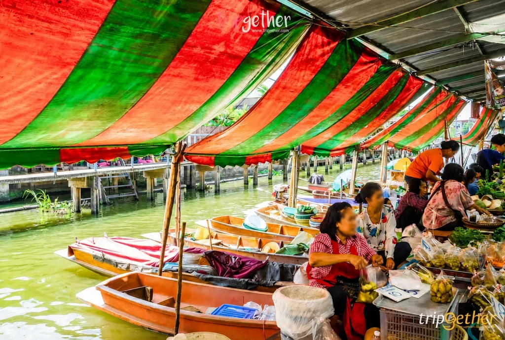 ตลาดน้ำวัดตะเคียน