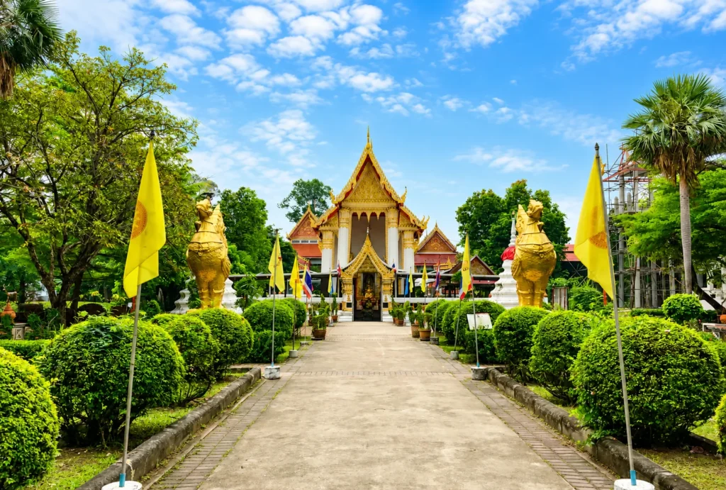 วัดไผ่ล้อม เกาะเกร็ด
